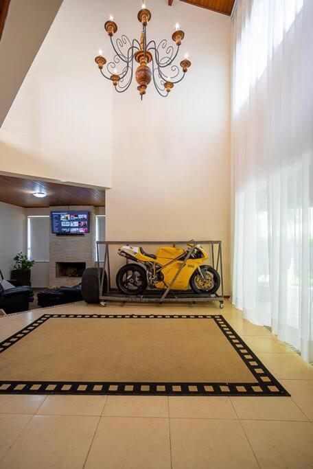 Casa 996 Condominio Fazenda Orypaba Монті-Алегрі-ду-Сул Екстер'єр фото